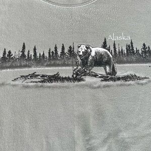 VTG 90s Alaska Grizzly Bear Nature Landscape Sage Green Crewneck Sweatshirt XL